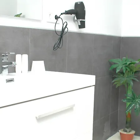 Jingtu Wellness & Kır Evi Comares