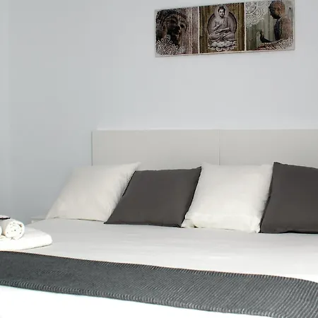 Jingtu Wellness & * Comares